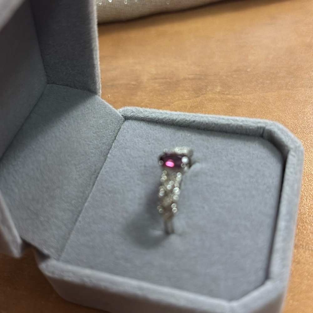 UL032 Ruby Red S925 Adjustable Ring